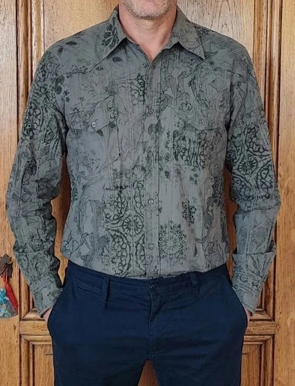 Chemise fleurie grise impression noire